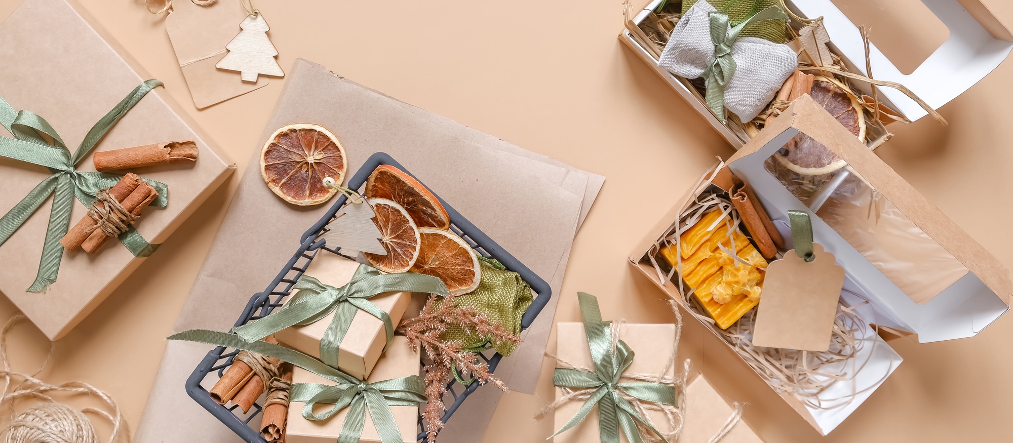 Christmas gift. gift box,zero waste, eco friendly hand made box packaging gifts in kraft